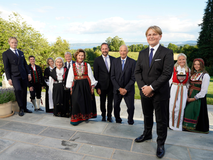Fotografering på Skaugum i anledning Prins Sverre Magnus' konfirmasjon. Foto: Lise Åserud, NTB scanpix